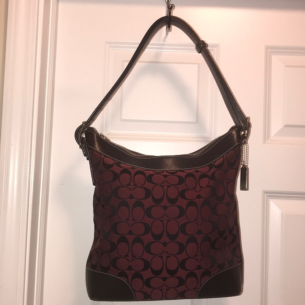 Coach Signature Hobo Shoulder Bag